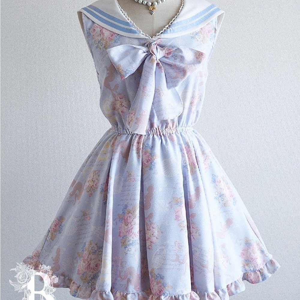 Liz Lisa dress